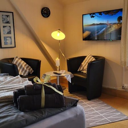 Burhave Gaestehaus 2 Бутьядинген Экстерьер фото